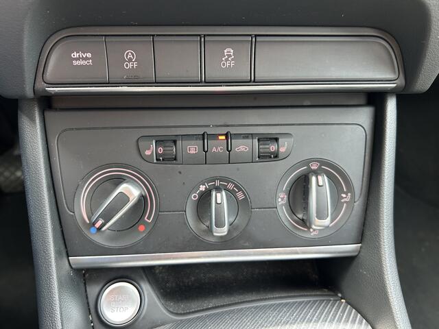 Audi Q3 1.4 TFSI CoD Design Pro Line Plus 50% deal 7.975,- ACTIE Elek. haak / Stoel verwarming / LED / Keyless / Navi