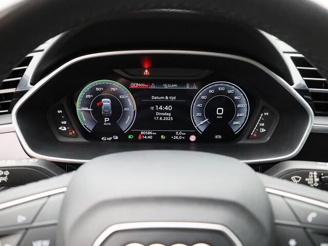 Audi Q3 45 TFSIe S edition | CAMERA | STOELVERWARMING