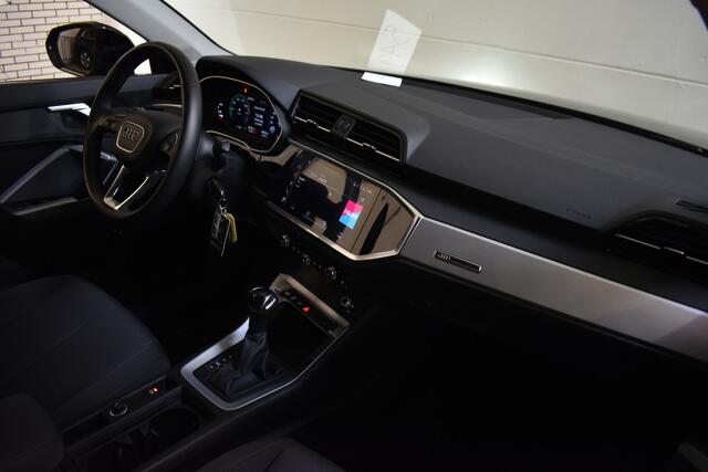 Audi Q3 45 TFSI e 245pk S-TRONIC PRO-LINE TREKHAAK/CARPLAY/ACC***