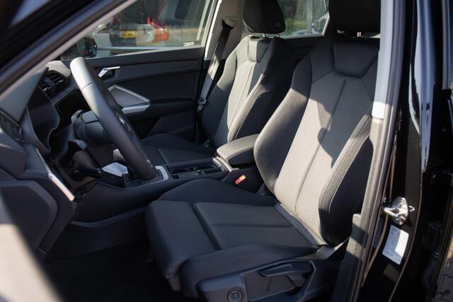 Audi Q3 35 TFSI Advanced edition , Adap. cruise, Trekhaak, Carplay,