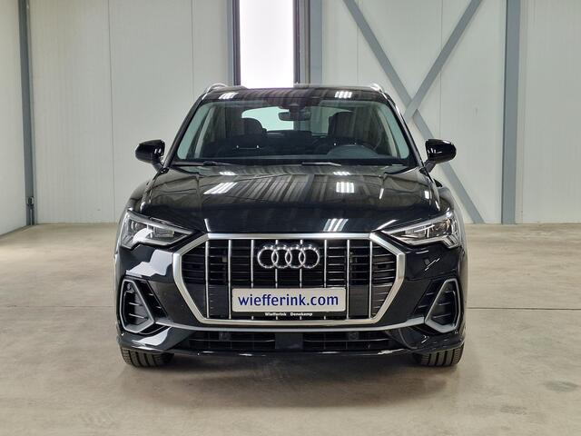 Audi Q3 35 TFSI 150pk S-Tronic S-Line Camera, Virtual cockpit, Leder/alcantara