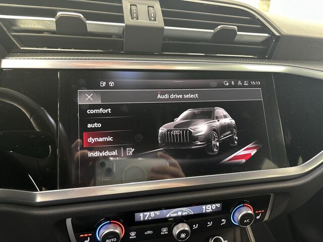 Audi Q3 45 Tfsie 245pk S-tronic S edition ·20'' Velgen · Navi · Cruise Control · Dodehoek Detectie · Cruise Control · Elek. Achterklep · Stoelverwarming · P-Sensoren ·