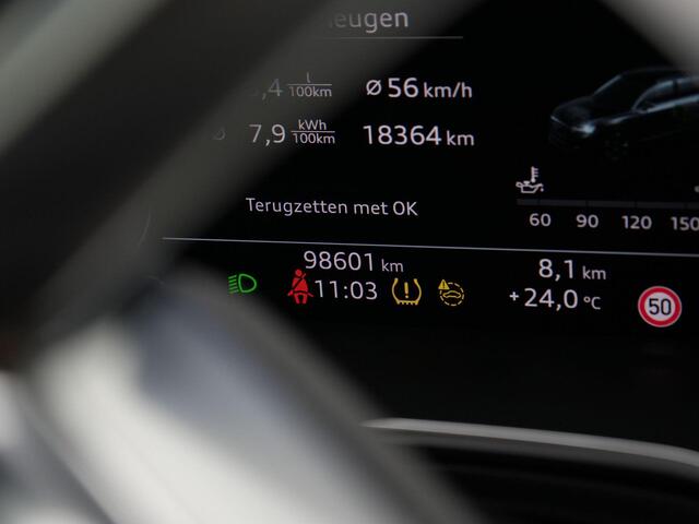 Audi Q3 45 TFSI e 245 pk S-tronic Advanced edition | Panoramadak | Trekhaak | Leder | Elektr. verstelbare stoel | Achteruitrijcamera