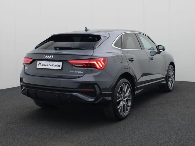 Audi Q3 Sportback 45 TFSIe 180kW/245PK · Navigatie · 20'' Velgen · Apple Car Play · Elektrische stoelen · Stoelverwarming · Leder/Alcantara · Stoelverwarming