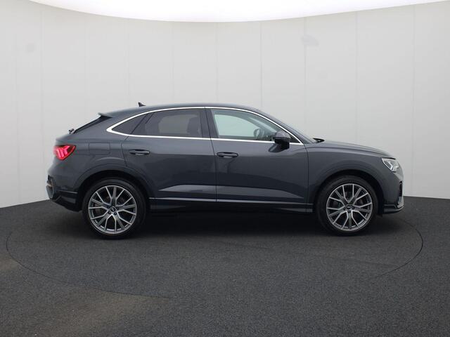 Audi Q3 Sportback 45 TFSIe 180kW/245PK · Navigatie · 20'' Velgen · Apple Car Play · Elektrische stoelen · Stoelverwarming · Leder/Alcantara · Stoelverwarming
