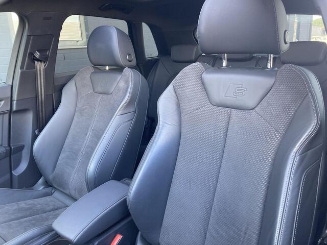Audi Q3 45 TFSIe 180kW/245PK S Line · Panoramadak · Camera · Navigatie · Trekhaak · Stoelverwarming ·