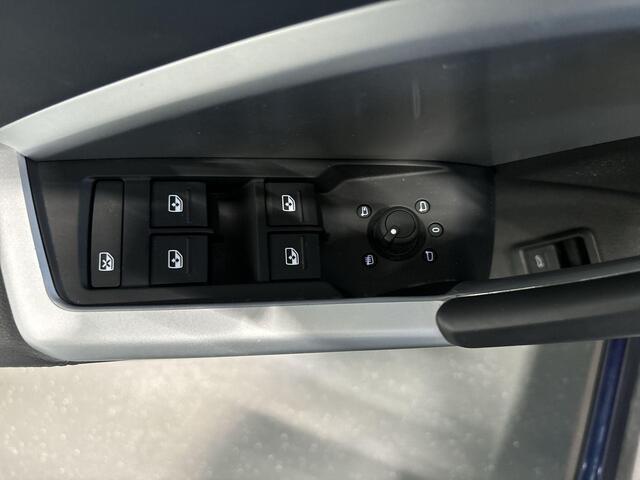 Audi Q3 35 Tfsi 150pk S-tronic Pro Line · Apple/Android Car Play · Panoramadak · Navi · P-Sensoren · Elek. Achterklep · Cruise Control · 19'' Inch ·