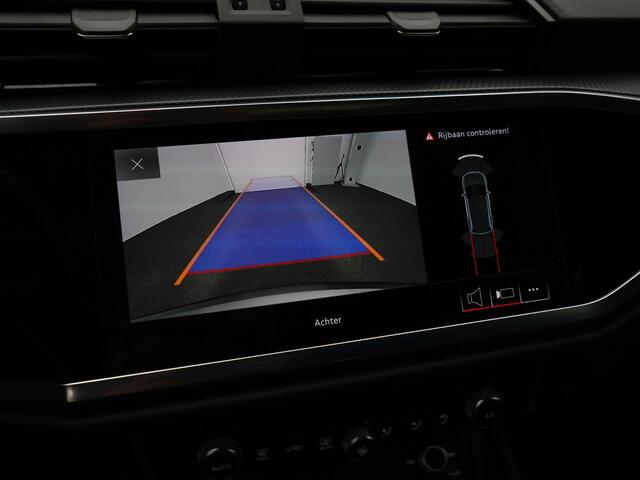 Audi Q3 35 TFSI 150 pk S-tronic S edition / S-Line | Leder | Achteruitrijcamera | Navigatie | Sportonderstel | Side Assist