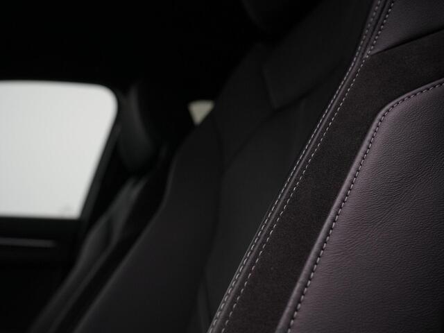 Audi Q3 35 TFSI 150 pk S-tronic S edition / S-Line | Leder | Achteruitrijcamera | Navigatie | Sportonderstel | Side Assist