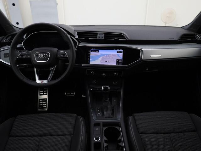 Audi Q3 35 TFSI/150PK Advanced edition · S-line interieur · Apple Car Play · Navigatie · Trekhaak · Parkeersensoren · Garantie tot januari 2030 of 100.000km