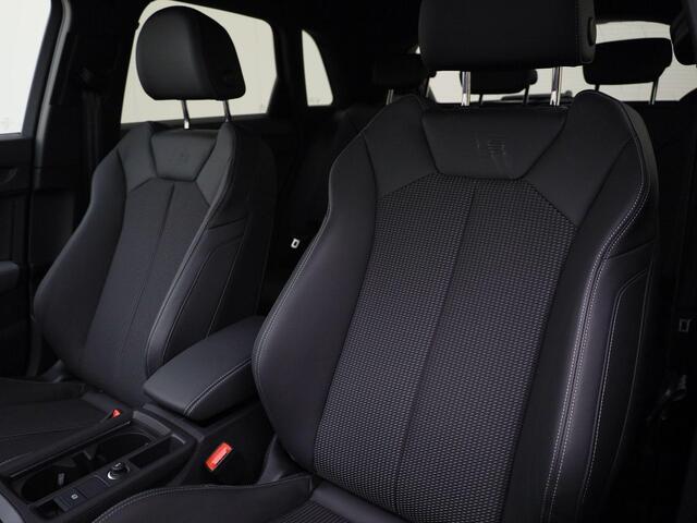 Audi Q3 35 TFSI/150PK Advanced edition · S-line interieur · Apple Car Play · Navigatie · Trekhaak · Parkeersensoren · Garantie tot januari 2030 of 100.000km