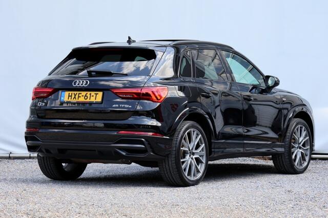 Audi Q3 45 TFSIe S-Line - 245 pk **Pano / Sonos / Trekhaak / Leer