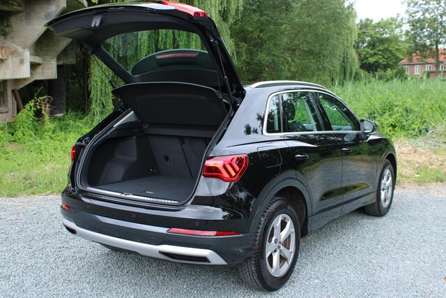 Audi Q3 35 TFSI S-TRONIC PRO-LINE SPORT LED/ECC/CARPLAY