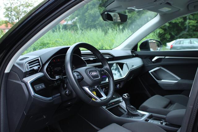 Audi Q3 35 TFSI S-TRONIC PRO-LINE SPORT LED/ECC/CARPLAY