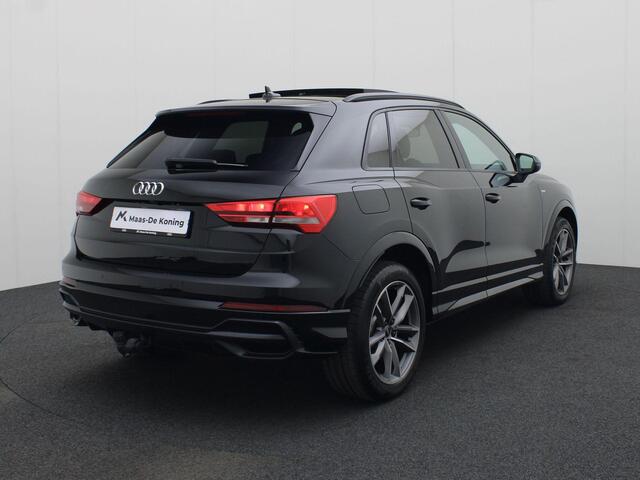Audi Q3 45 TFSIe 180kW/245PK S Line · Panoramadak · Camera · Navigatie · Trekhaak · Stoelverwarming