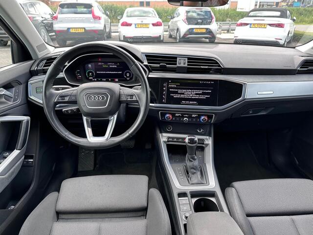 Audi Q3 Sportback 45 TFSI e S Edition | Zwart Optiek | Alu velgen 20" | Sportstoel