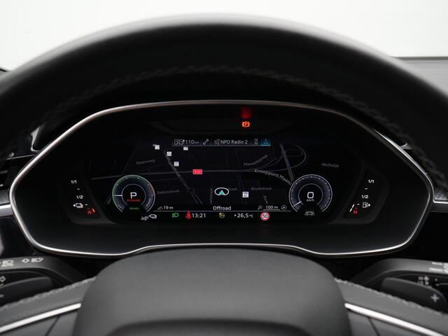 Audi Q3 Sportback 45 TFSI e 245 pk S-tronic S Edition / S-Line | Panoramadak | Leder | Achteruitrijcamera | Navigatie | Stoelverwarming