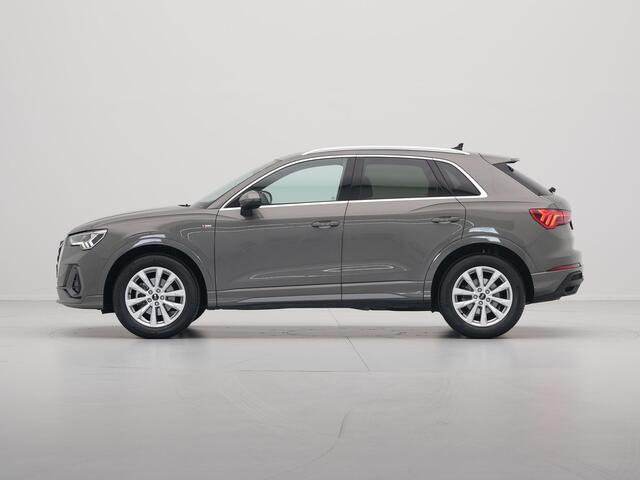 Audi Q3 35 TFSI 150 pk S-Tronic S line edition Trekhaak, Navi, Led, Pdc, Car play