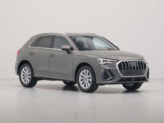 Audi Q3 35 TFSI 150 pk S-Tronic S line edition Trekhaak, Navi, Led, Pdc, Car play