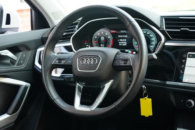 Audi Q3 Sportback 35 TFSI Pro Line S 150pk Panoramadak/Navigatie/Stoelverwarming