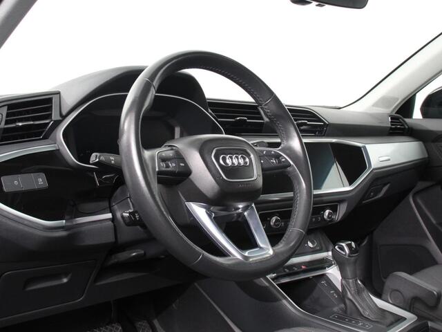 Audi Q3 35 TFSI 150pk S-Tronic Advanced Audi Q3 35 TFSI 150pk S-Tronic Advanced | Navigatie | Climate Control | Adaptieve Cruise Control | Virtual Cockpit | Lichtmetalen Velgen