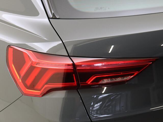 Audi Q3 45 TFSI e Advanced edition | Stoelverwarming | Keyless | Navigatie Plus | Adaptieve cruise control | Achteruitrijcamera | Full LED verlichting | Dodehoek detectie |