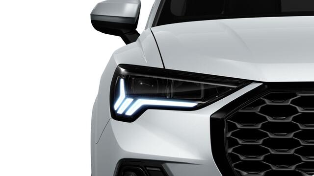 Audi Q3 Sportback 45 TFSI e S Edition | 245 PK | SoH 83% | Panoramadak | 360° camera | Trekhaak wegklapbaar | Elektrische achterklep | S-Line |