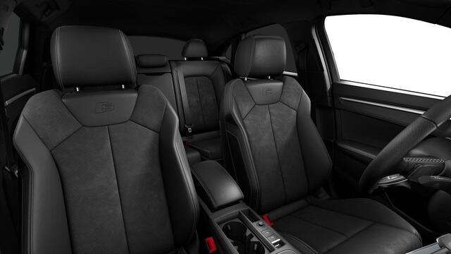 Audi Q3 Sportback 45 TFSI e S Edition | 245 PK | SoH 83% | Panoramadak | 360° camera | Trekhaak wegklapbaar | Elektrische achterklep | S-Line |