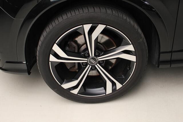 Audi Q3 45 TFSI e (Hybrid) 245pk S Line S-tronic| Navigatie | LM.'20 | Elec.a.Klep | Drive select