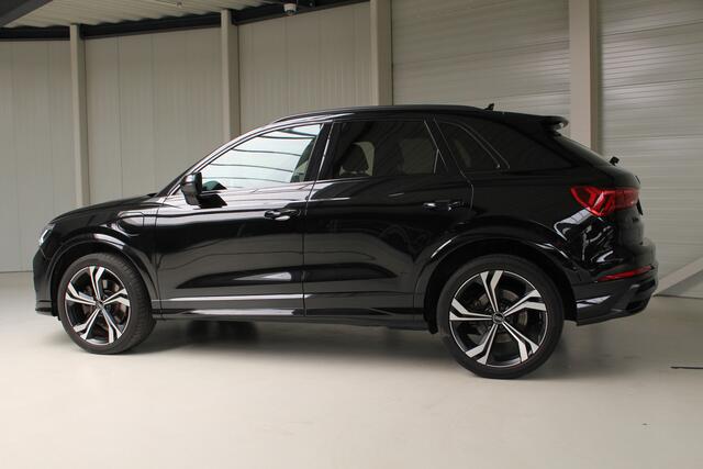 Audi Q3 45 TFSI e (Hybrid) 245pk S Line S-tronic| Navigatie | LM.'20 | Elec.a.Klep | Drive select