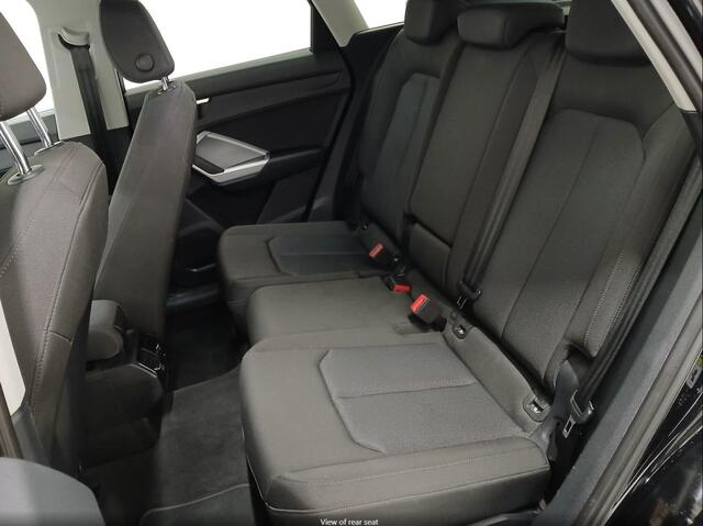 Audi Q3 45 TFSI e edition Incl. Zwenkbare trekhaak