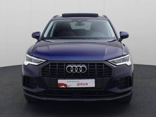 Audi Q3 45 Tfsie 245pk S-tronic Edition · Panoramadak · Navigatie · Camera · P-Sensoren · Elek. Achterklep · Stoelverwarming · 19'' Inch ·