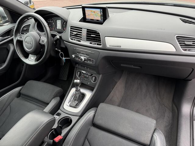 Audi Q3 2.0 TFSi 220pk Quattro S Line, Pano | Camera | NL auto
