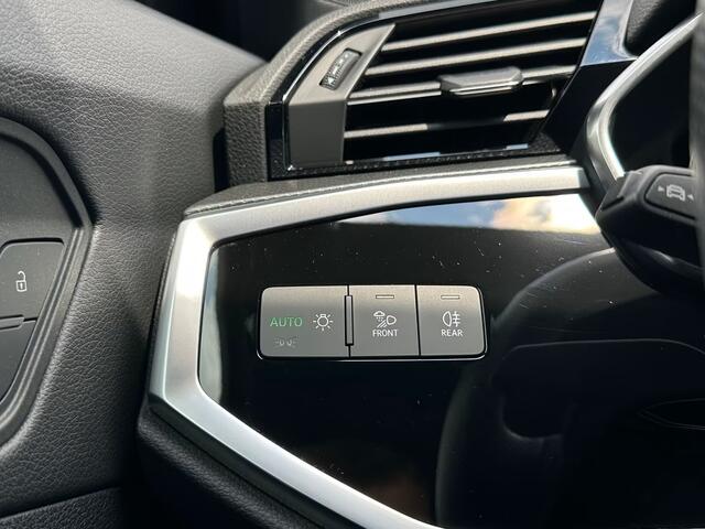 Audi Q3 Sportback 45 TFSI e S-LINE ** LED, VIRTUAL, ACC, OPTIK SCHWARZ, KEYLESS, 19-inch LMV ** 1e EIG - UNFALLFREI ** ** INFORMEER OOK NAAR ONZE AANTREKKELIJKE FINANCIAL-LEASE TARIEVEN **