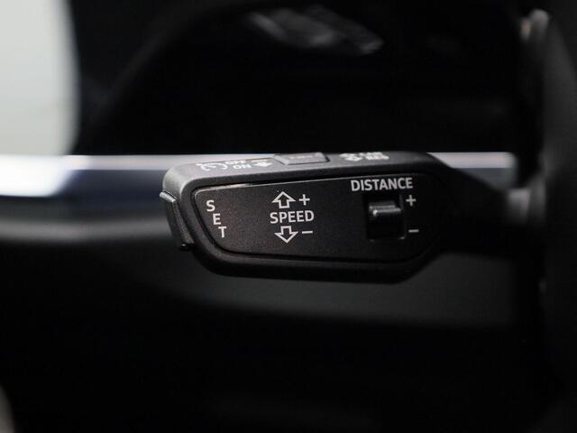 Audi Q3 Sportback 45 TFSIe 245pk S Line · Panoramadak · Leder · Adaptieve dempers · Adaptive Cruise Control · Dodehoeksensor ·