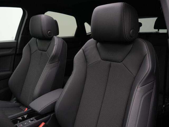 Audi Q3 35 TFSI 150 pk S-tronic S Edition | S-Line | Panoramadak | Trekhaak | Demperregeling | Matrix LED | Elektr. verstelbare stoel | Stoelverwarming