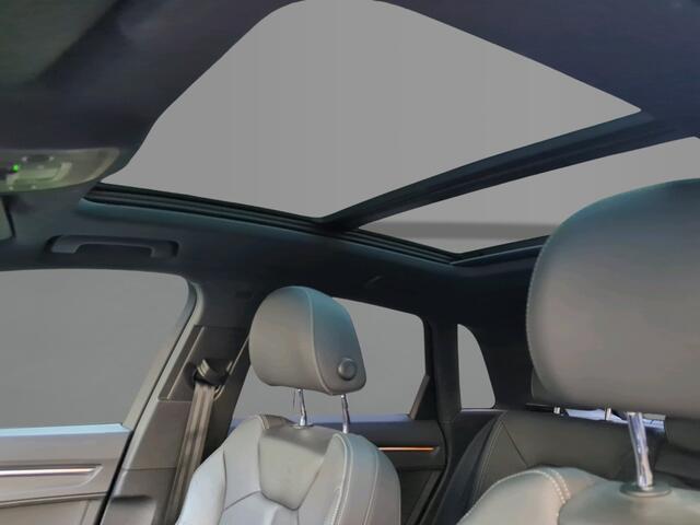 Audi Q3 35 TFSI 150pk Automaat S Edition / Panoramadak / Keyless / B&O