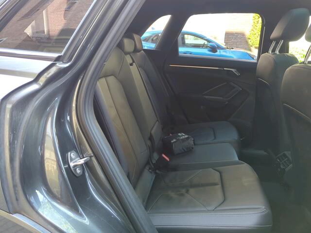 Audi Q3 35 TFSI 150pk Automaat S Edition / Panoramadak / Keyless / B&O