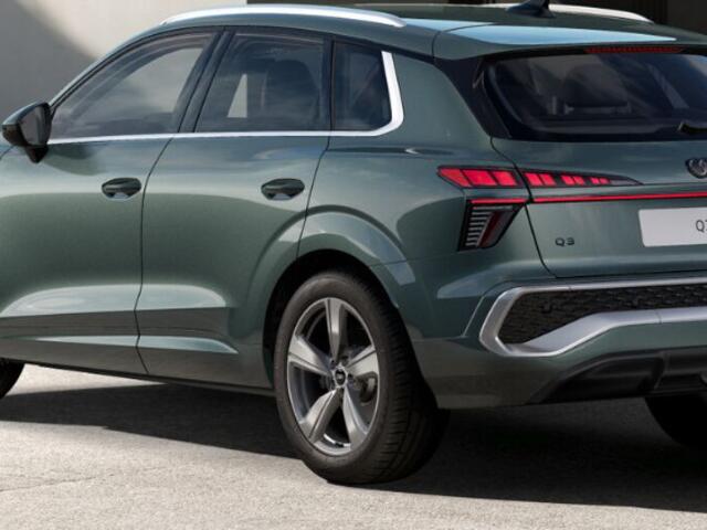 Audi Q3 S edition e-hybrid | 272 PK Hatchback | 19 inch | Privacyglas | Trekhaak | Matrix Led |