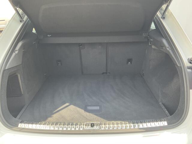 Audi Q3 45 TFSI e PHEV S edition Dig.Display S-line Full Navi Plug-in Carplay