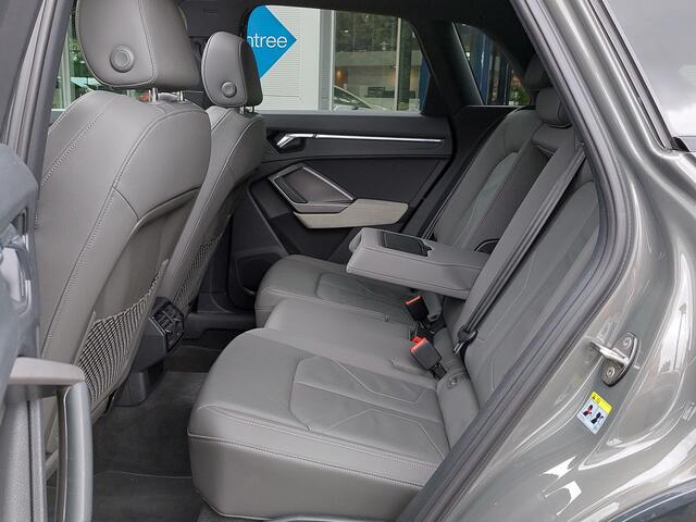 Audi Q3 40 TFSI 190pk Quattro Edition One | Navi | Cruise | Led Matrix | Leder+Stoelverwarming | Panorama Schuifdak | Keyless Entry | Dodehoek+Rijstrooksensor | Pdc+Assist+Camera | 21''lm | Trekhaak