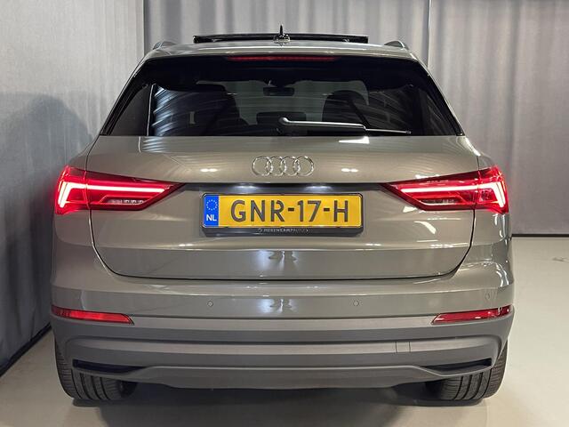 Audi Q3 45 TFSI e S edition 20"/Panoramadak/Dodehoek/Stoelverwarming/PDC v+a/MATRIX LED/Virtual cockpit/Navigatie/Apple Carplay & Android Auto