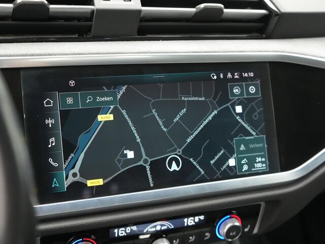 Audi Q3 Sportback 45 TFSI e S Line Plug In Hybrid 245pk Dealer O.H PHEV | Adaptive Cruise | Alcantara Sportstoelen Verwarmd | Bluetooth | Lane Assist | Blis | Sfeerverlichting | Navigatie | Virtual | DAB | 20"LM |