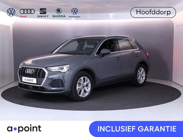 Audi Q3 45 TFSI e Business Edition 245 pk S-tronic | Navigatie | Parkeersensoren | Adaptieve cruise control | LED koplampen | Lichtmetalen velgen 18" |
