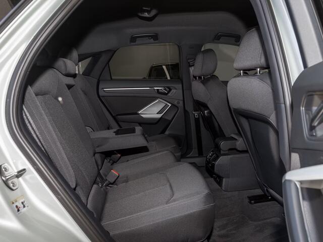 Audi Q3 Sportback 45 TFSI e S Line Black Pack ACC LED Navi Camera Sportstoelen Stoelverwarming 19 Inch