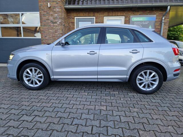 Audi Q3 1.4 TFSI S-LINE
