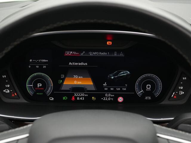 Audi Q3 45 TFSI e 245 pk S-tronic S edition | Panoramadak | SONOS sound | Achteruitrijcamera | Sportstoelen | LED Koplampen | Adaptive Cruise | 20 inch