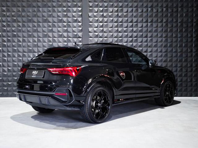 Audi Q3 Sportback 45 TFSI e S line | Pano | All Black | 20" | Keyless | Sfeerv. | Side |