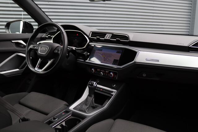 Audi Q3 Sportback 45 TFSI e 245PK S-Line Pano/LED/Keyless/Camera/Optiek+/Elek. klep/dodehoek/ACC/19"
