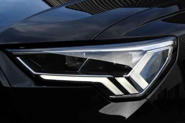 Audi Q3 Sportback 35 TFSI 3x S-LINE PANO SONOS 360 CAM SFEER